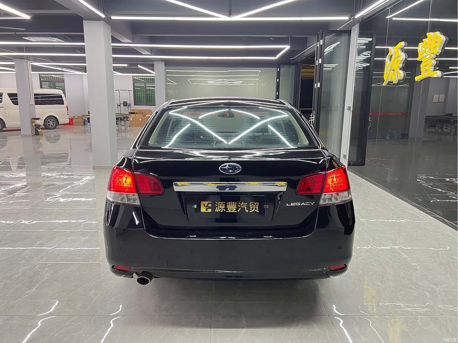 Subaru Legacy, 2011 4