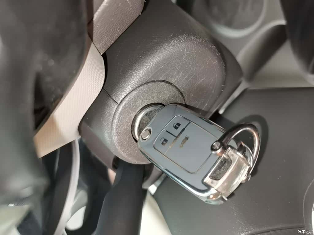 Chevrolet SE, 2017 9
