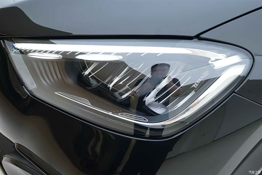 Mercedes-Benz GLE, 2023 14