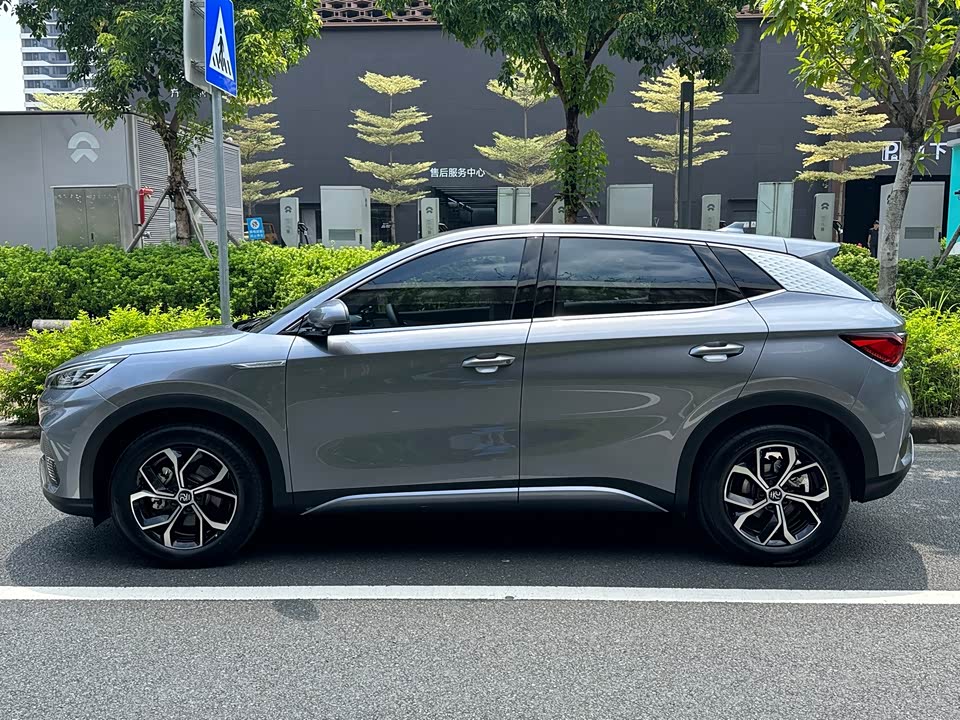 BYD Yuan PLUS