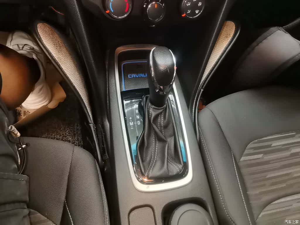 Chevrolet 320, 2018 14
