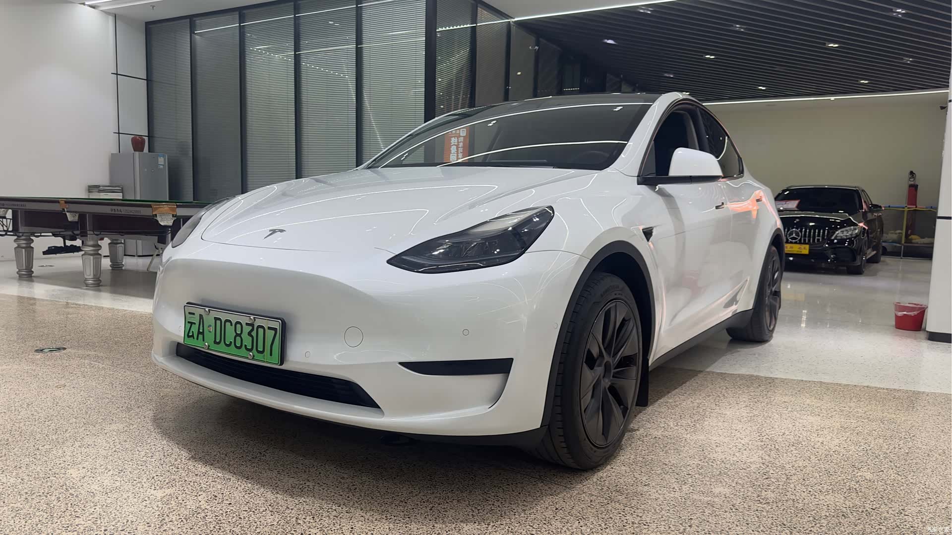 Tesla Model Y, 2024 1