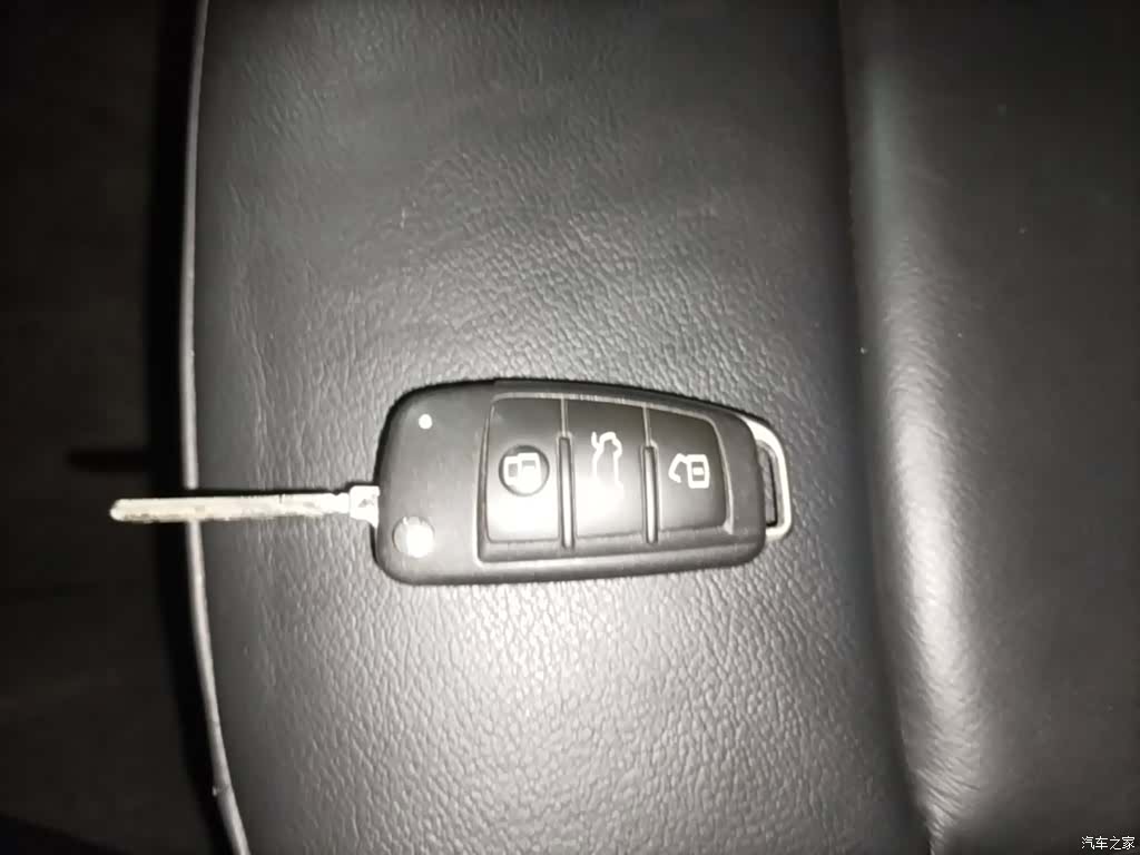 Audi Q3, 2015 9