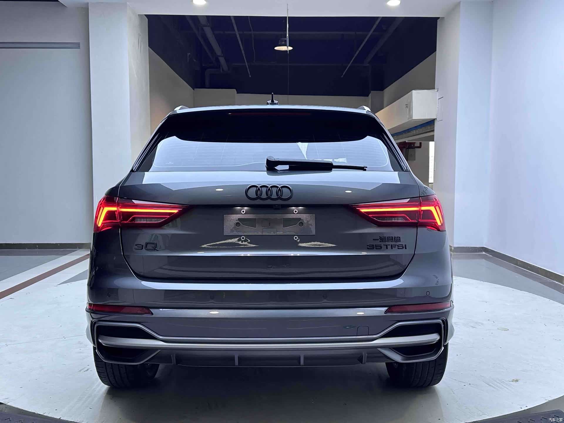 Audi Q3, 2023 6