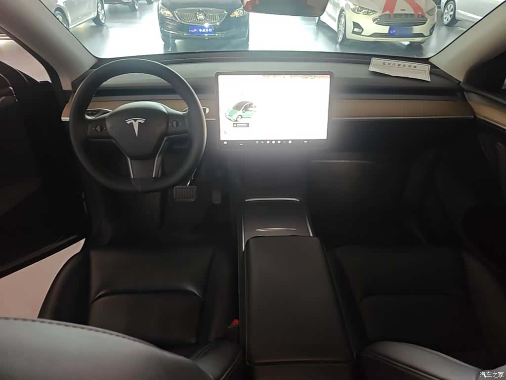 Tesla Model Y, 2022 10