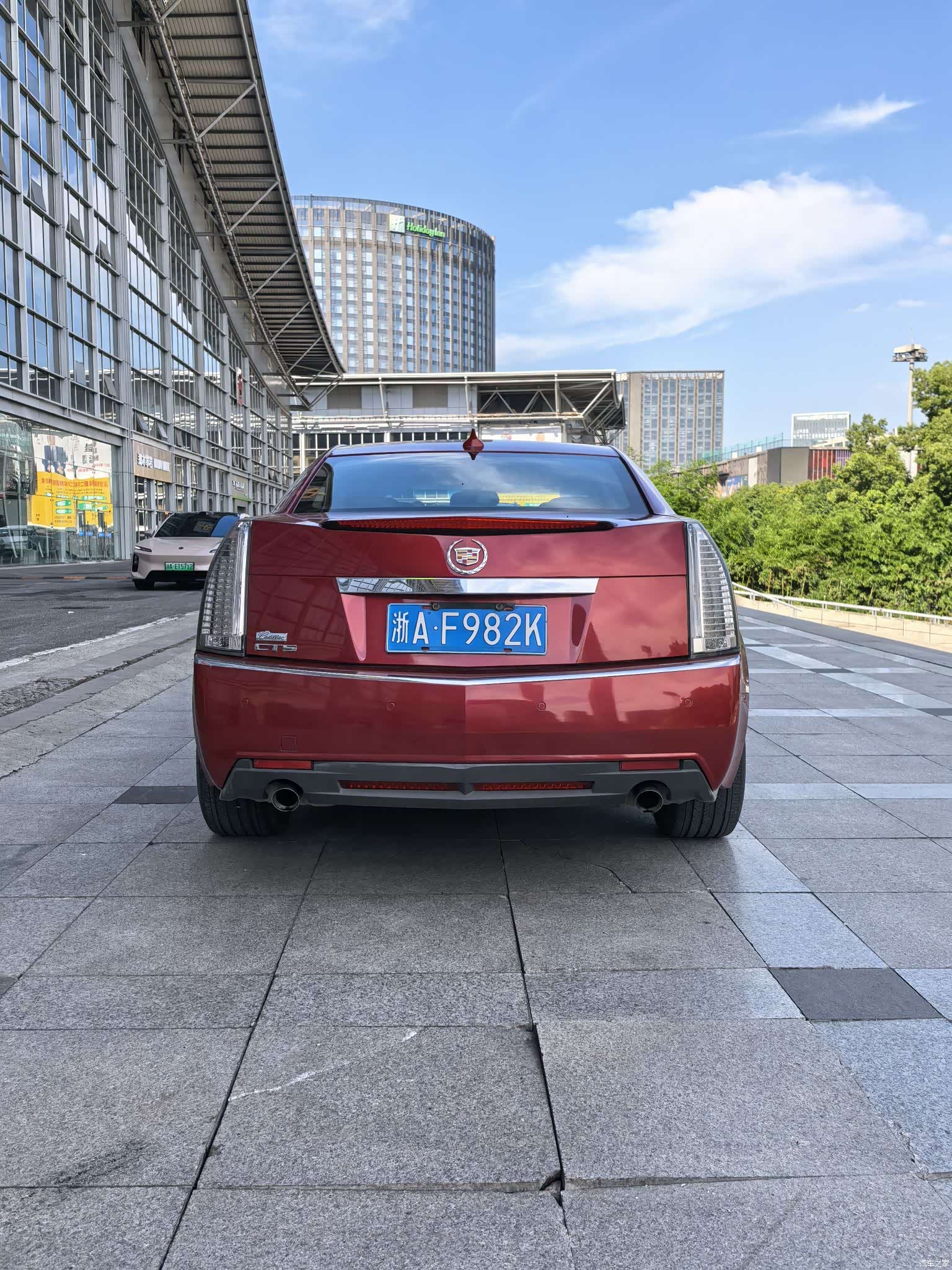 Cadillac CTS, 2010 4
