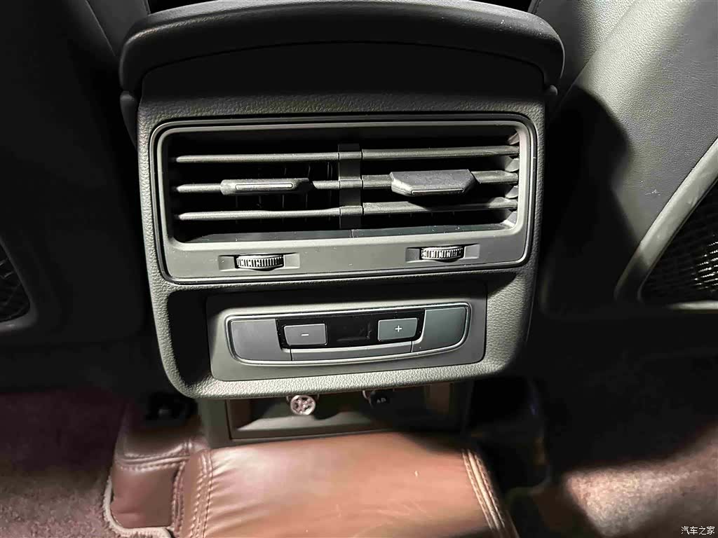 Audi Q7, 2024 20