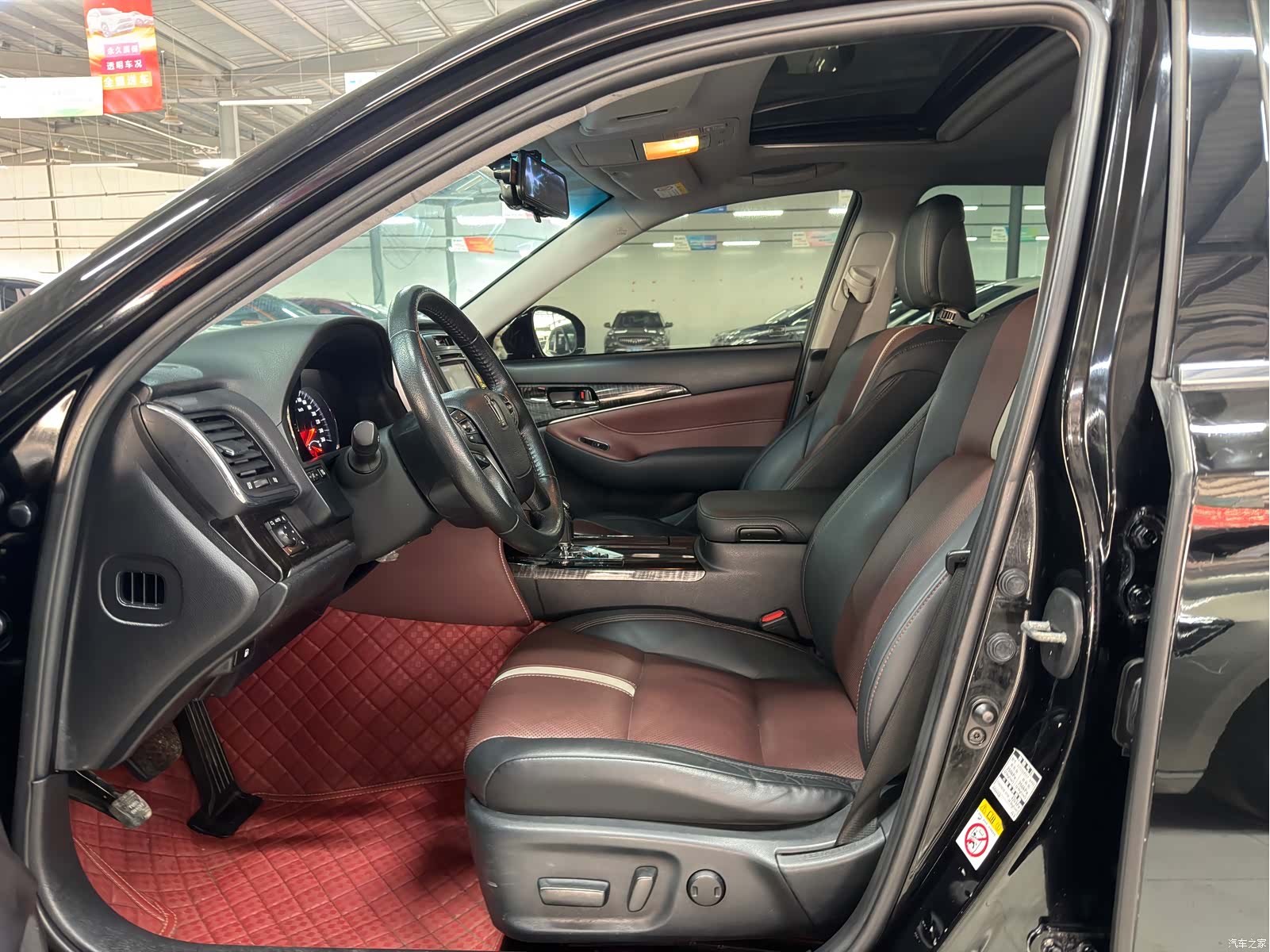 Toyota Crown, 2017 7