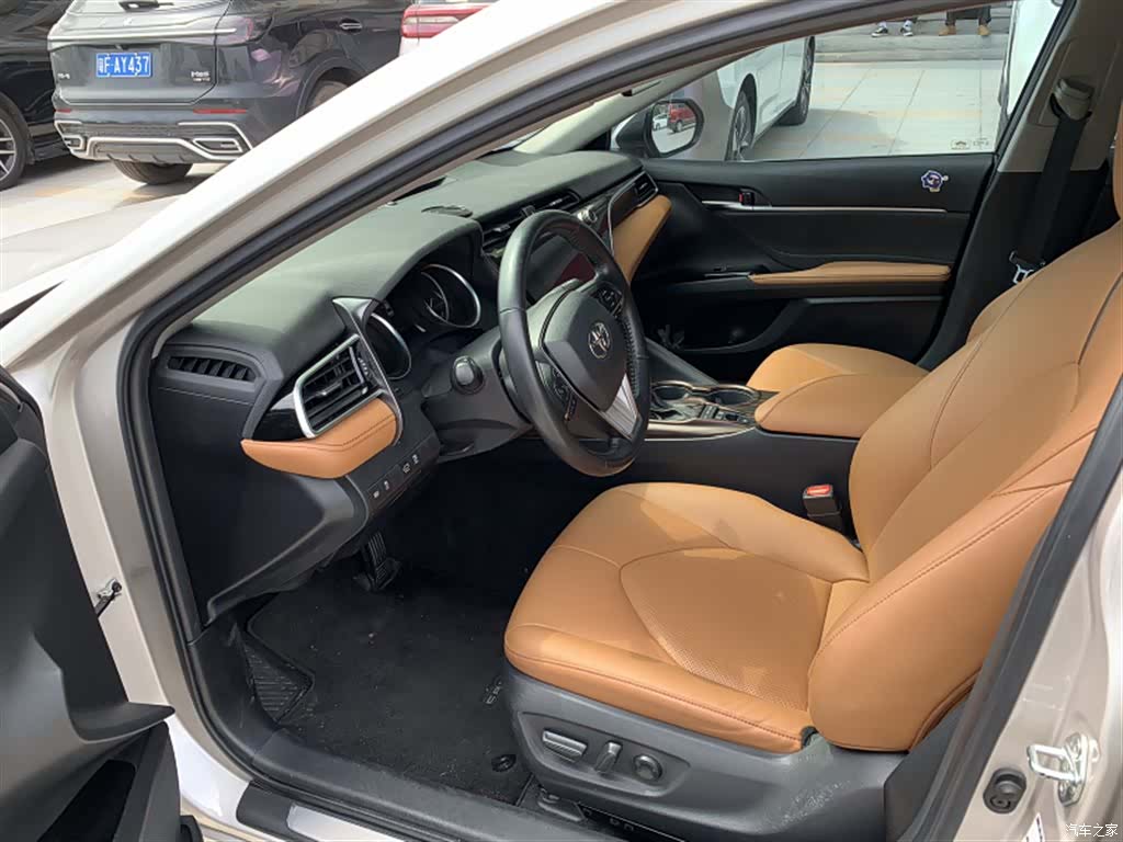 Toyota Camry, 2020 4