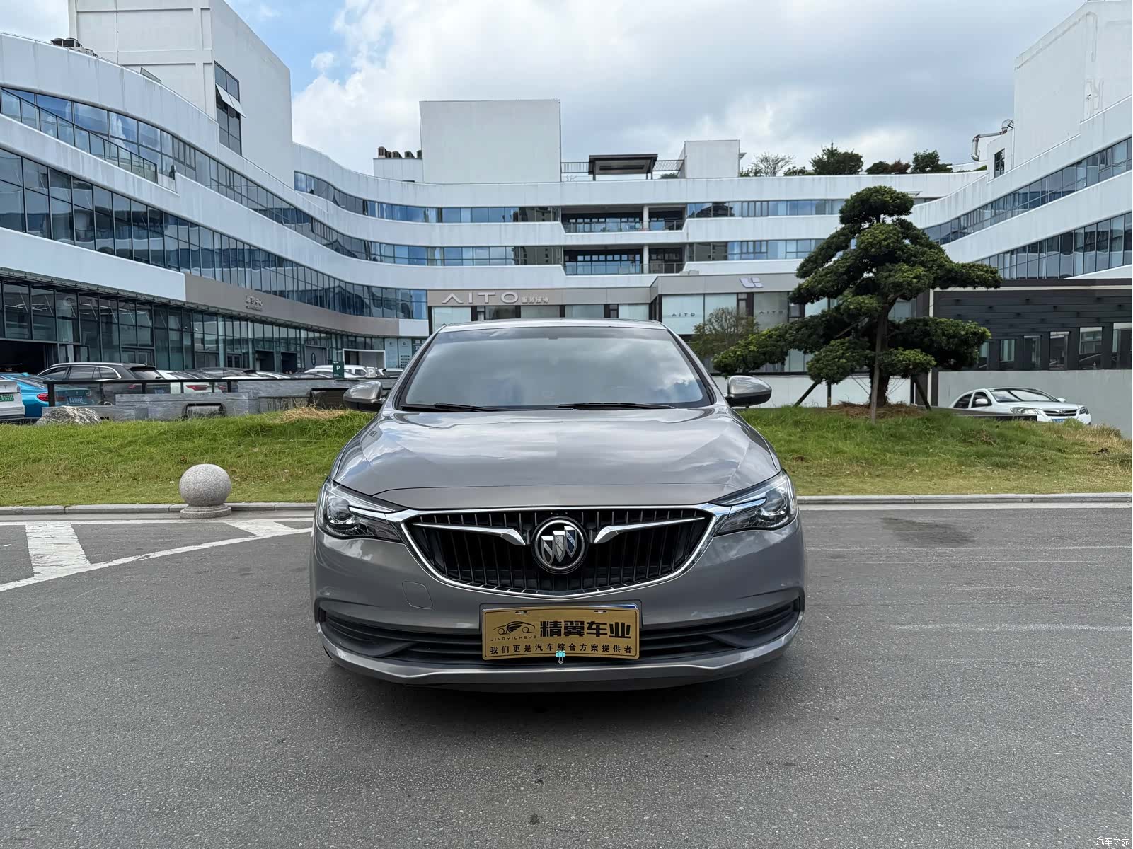 Buick V, 2018 2
