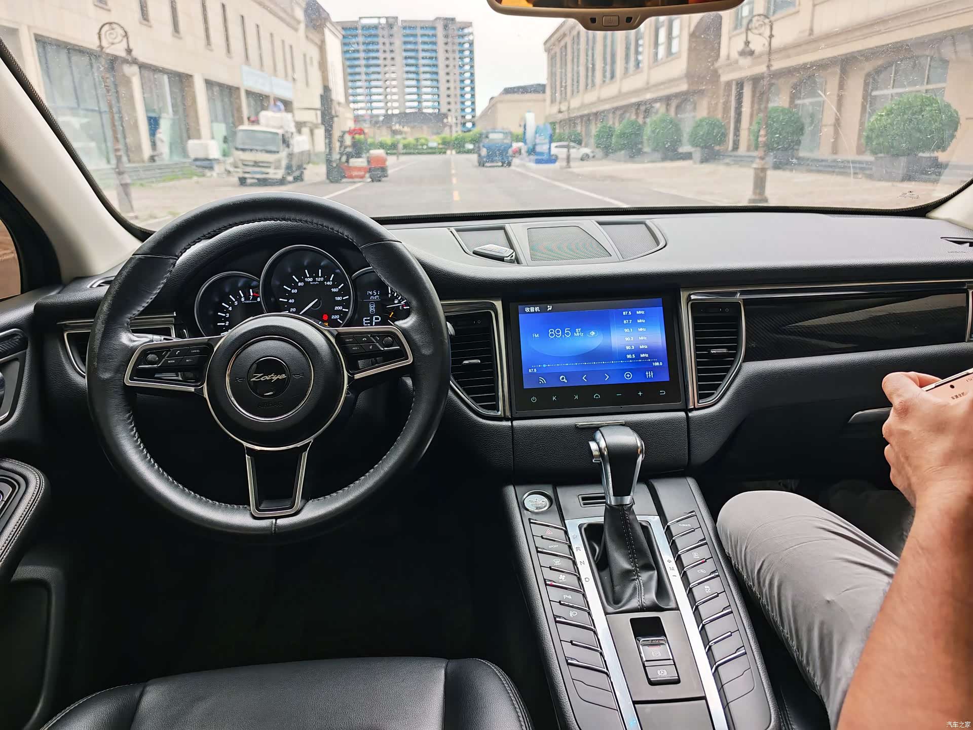 Zotye SR9, 2018 11