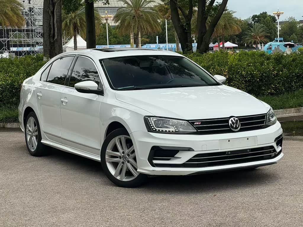 Volkswagen Sagitar