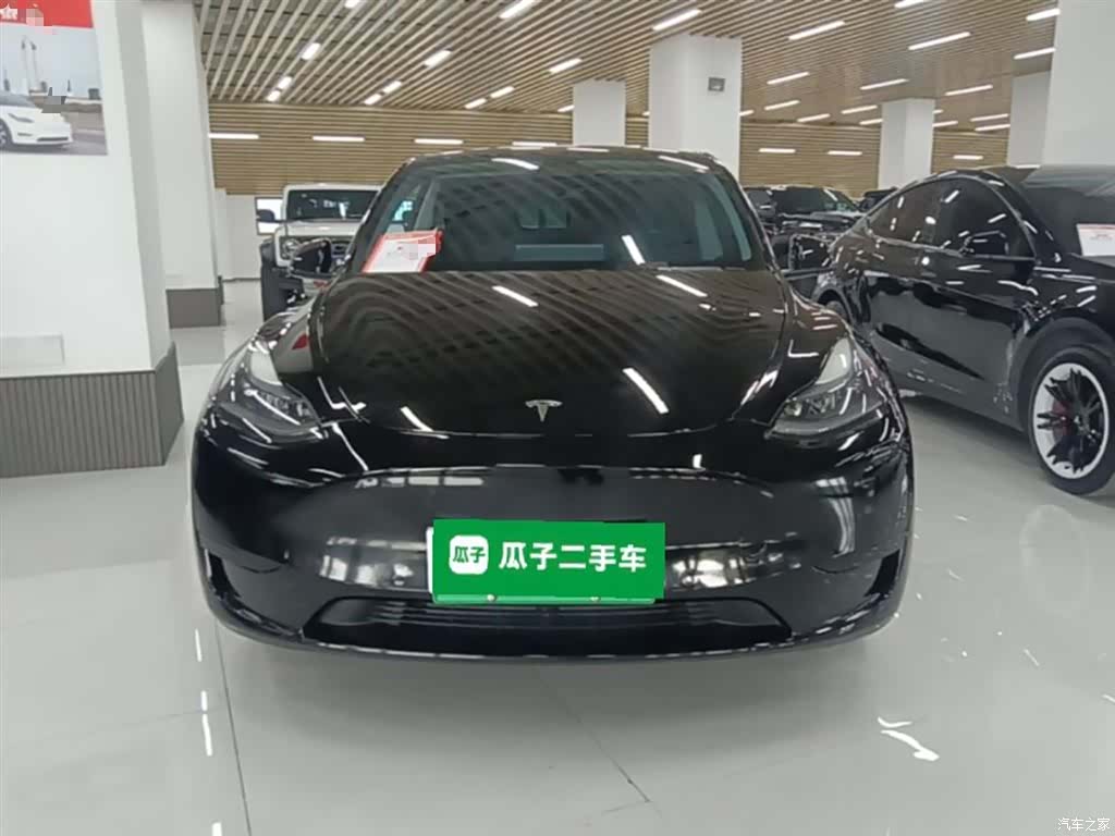 Tesla Model Y, 2024 3