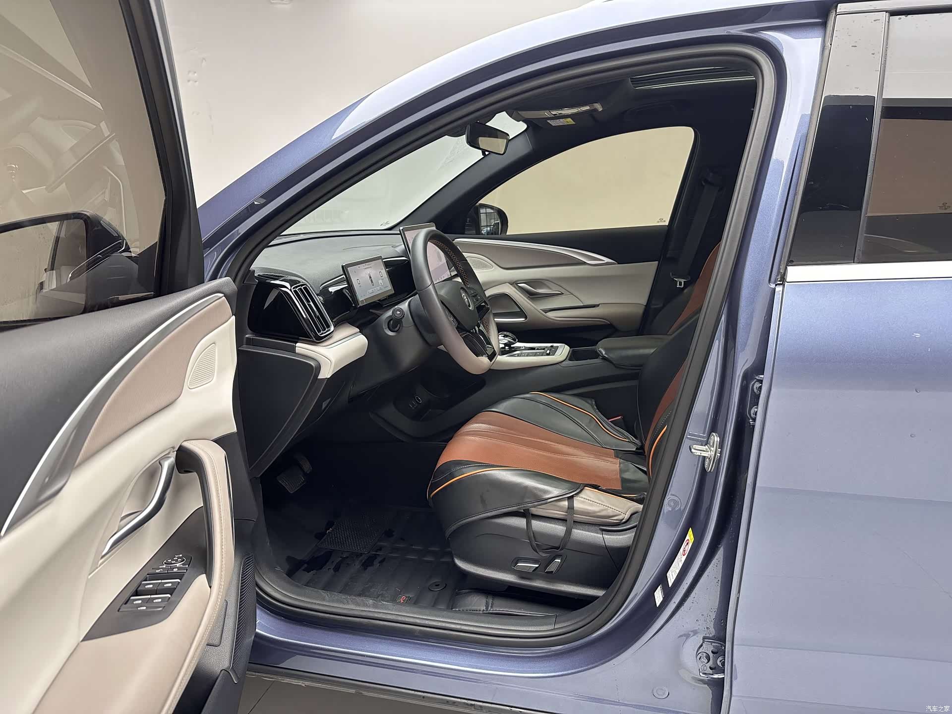 BYD Song, 2023 10