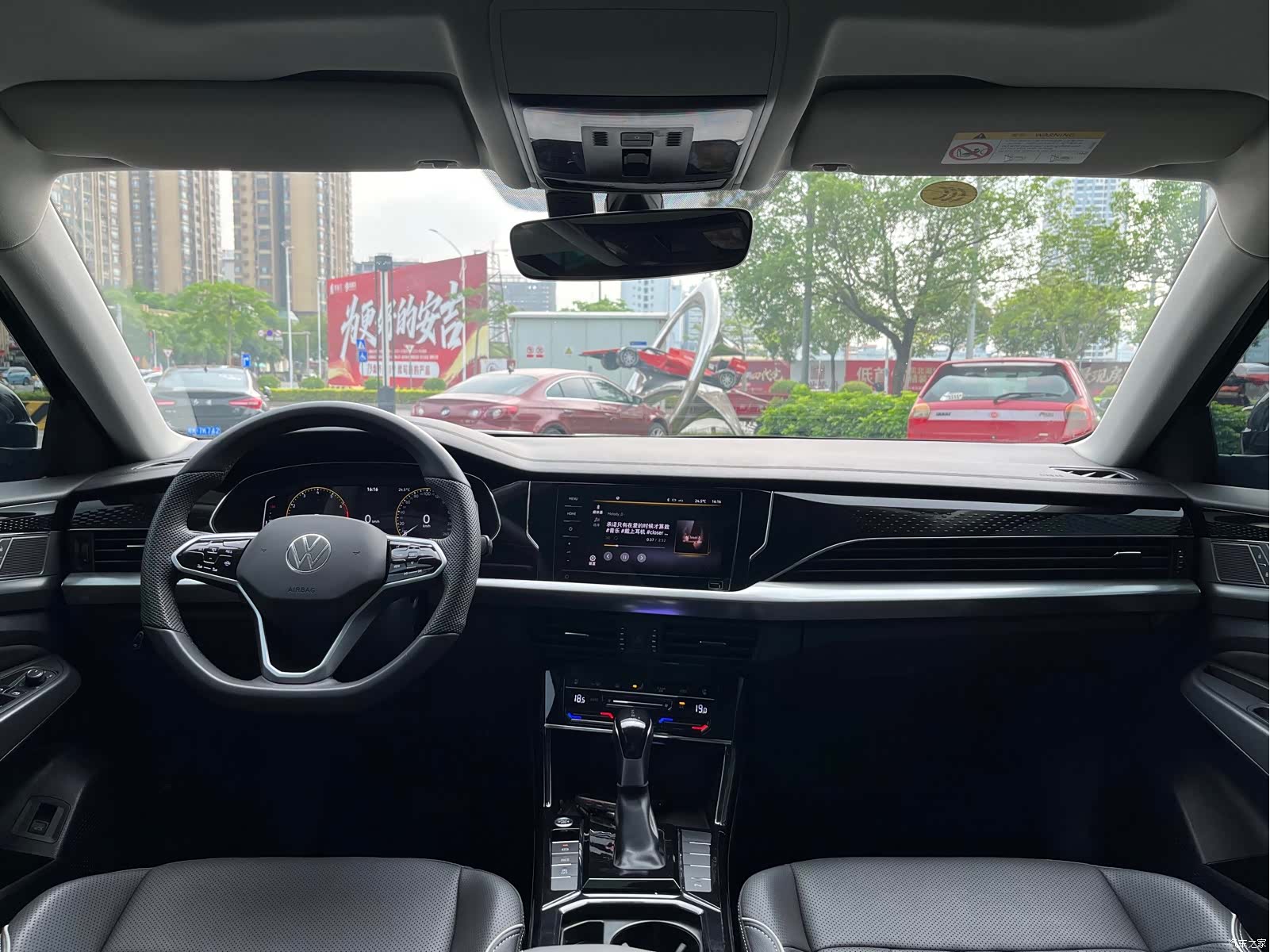 Volkswagen Passat, 2024 19
