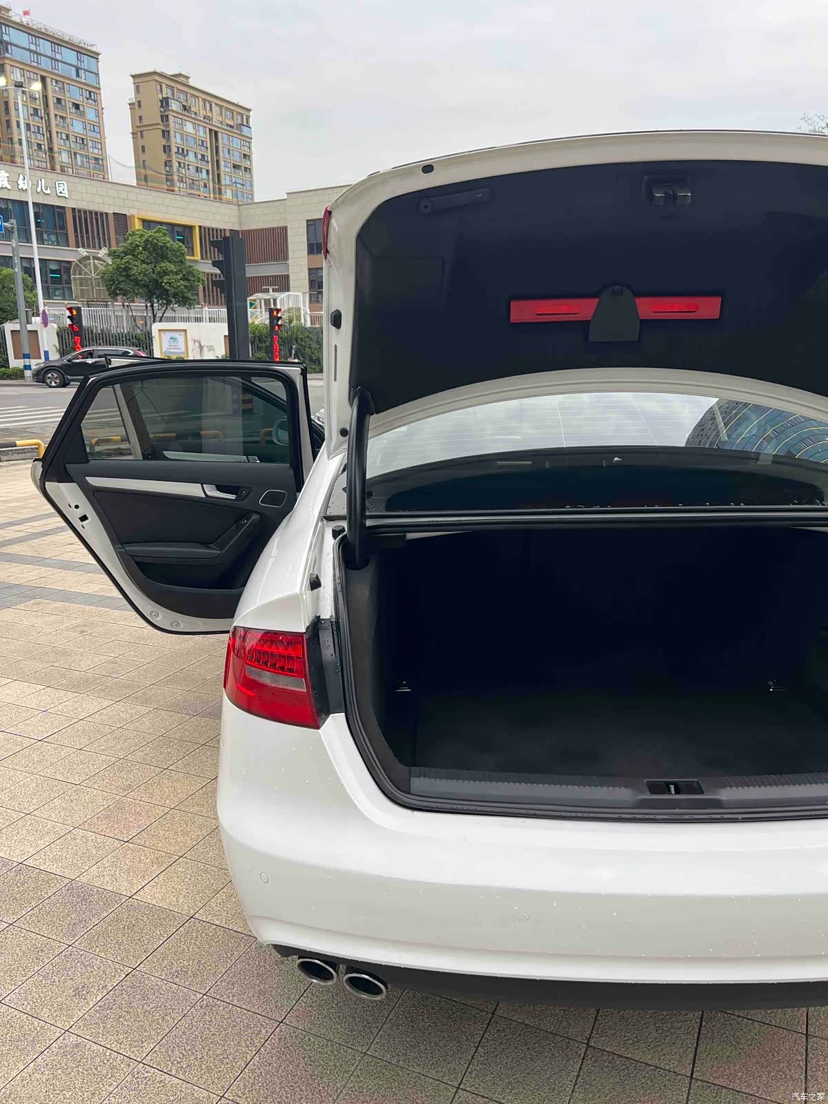 Audi A4L, 2015 17