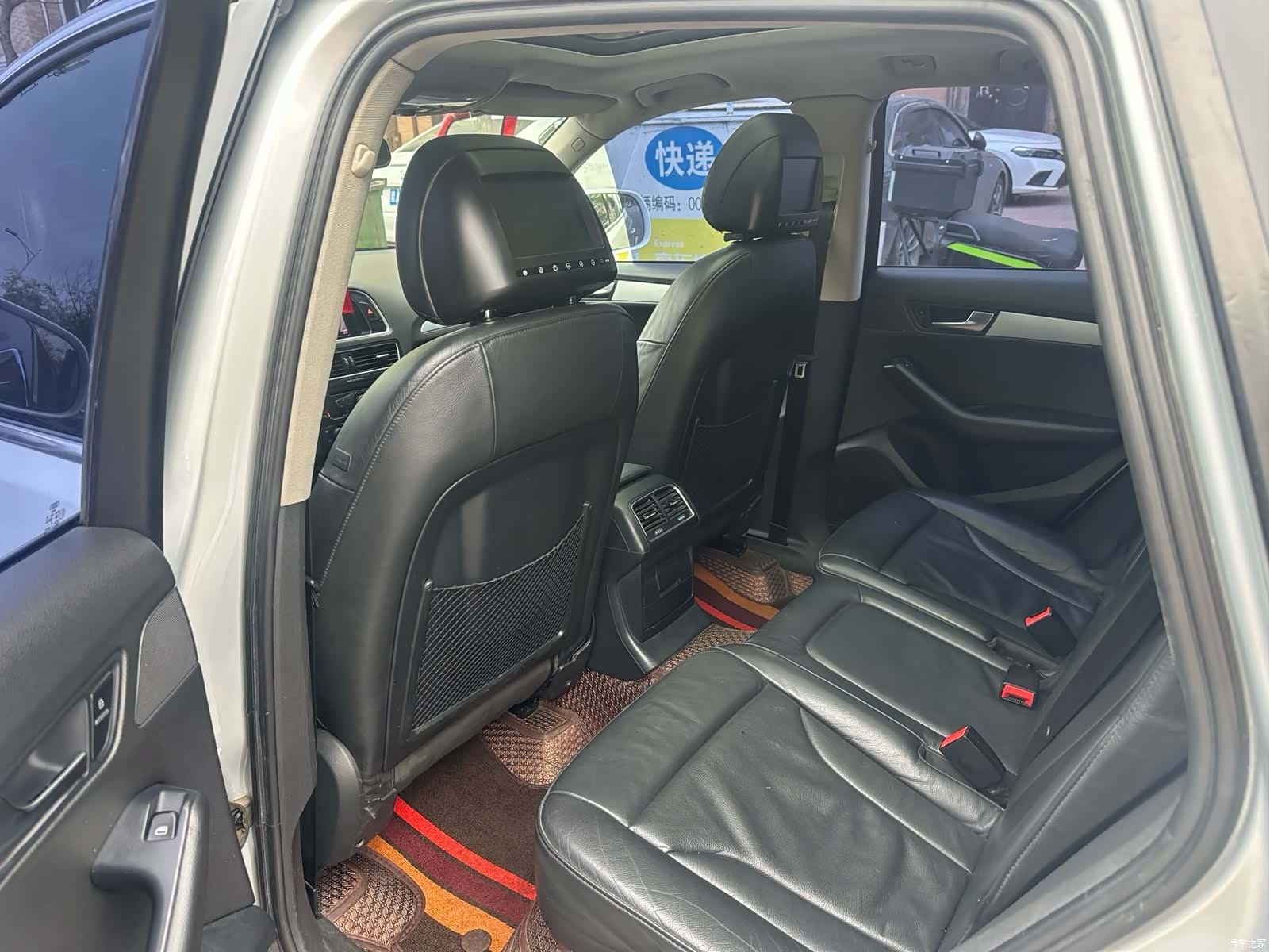 Audi Q5, 2010 9