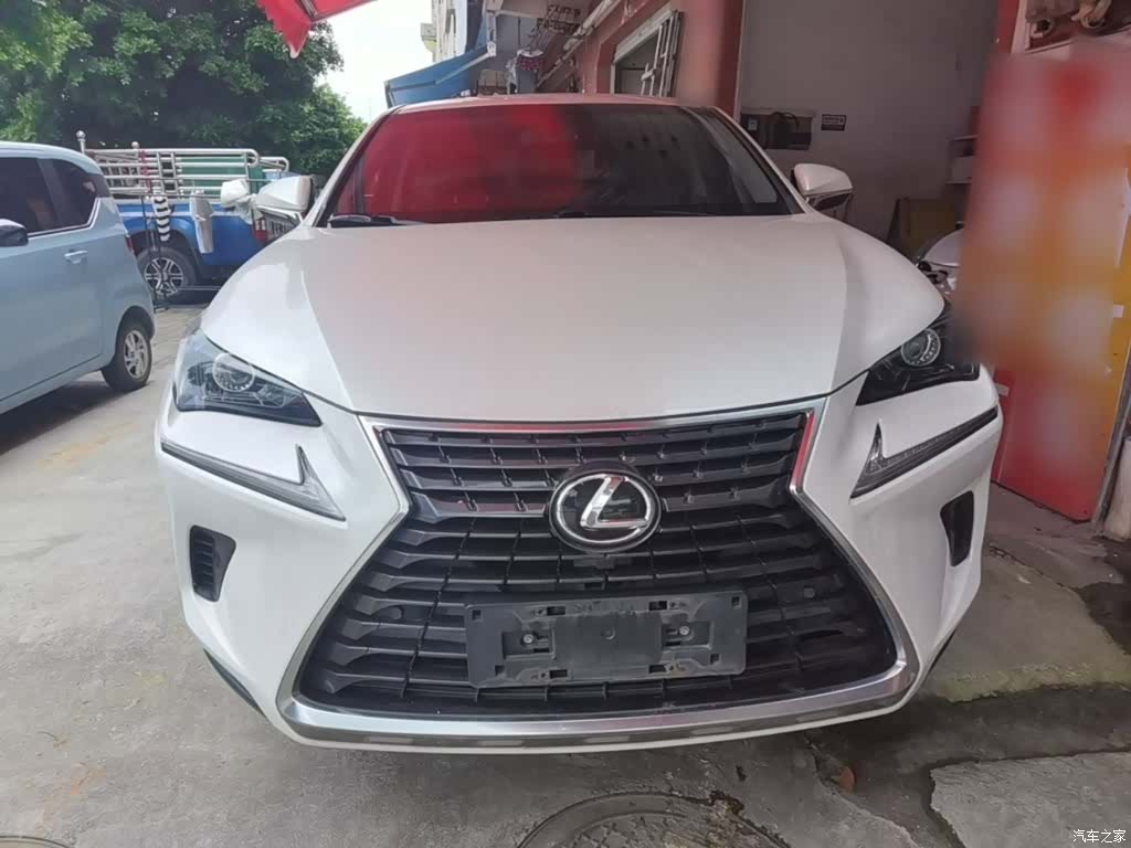 Lexus NX, 2019 3