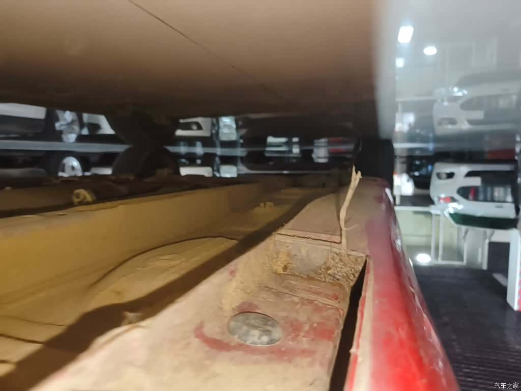 Geely Binray, 2022 21