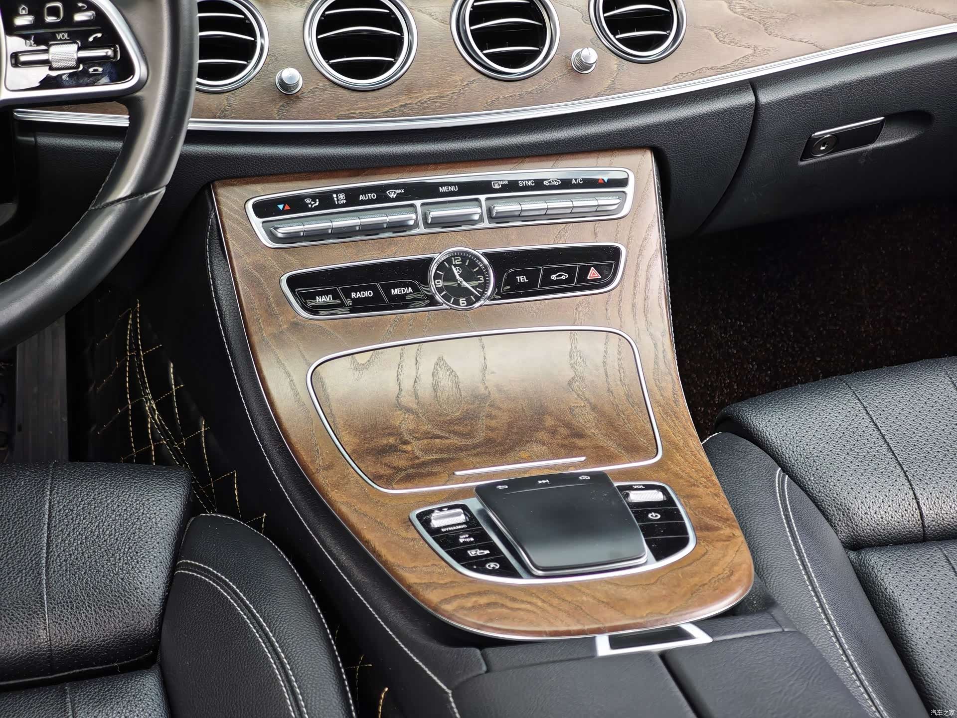 Mercedes-Benz E-Class, 2019 14