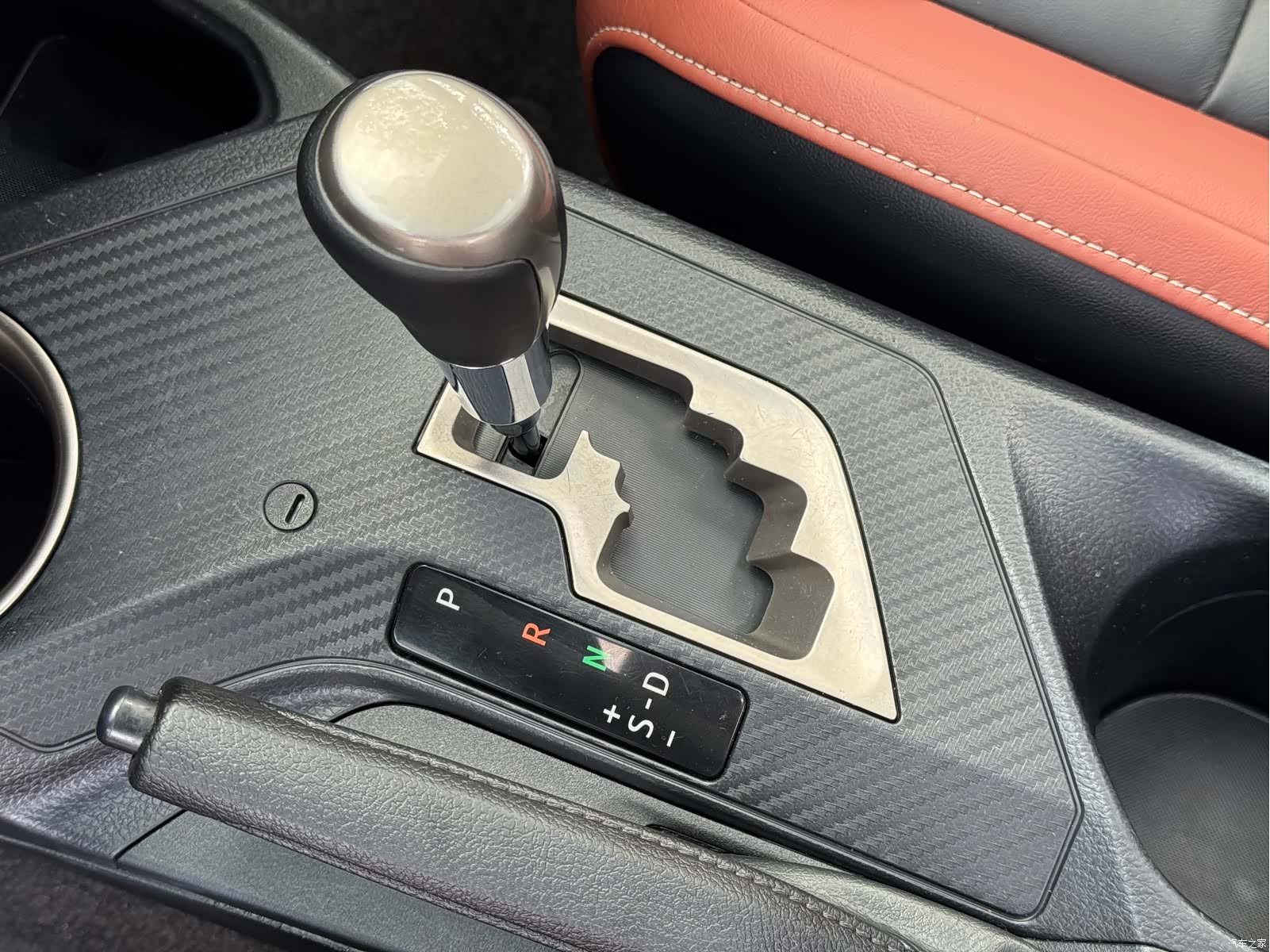 Toyota RAV4, 2014 9