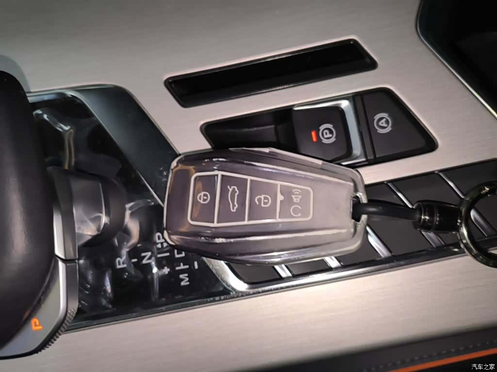 Geely Coolray, 2024 9