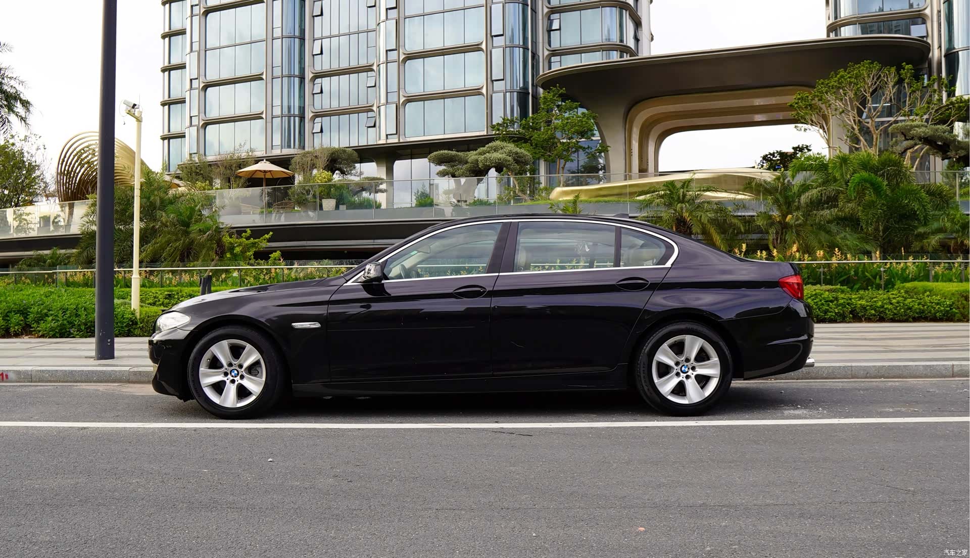 BMW 5 Series, 2011 4