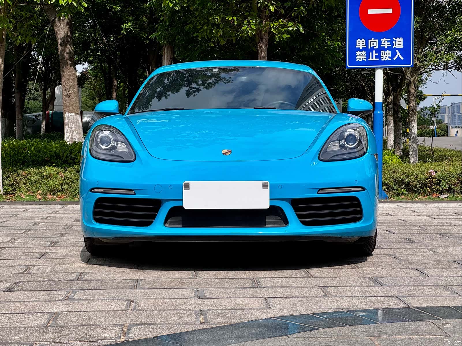Porsche Cayman, 2017 3