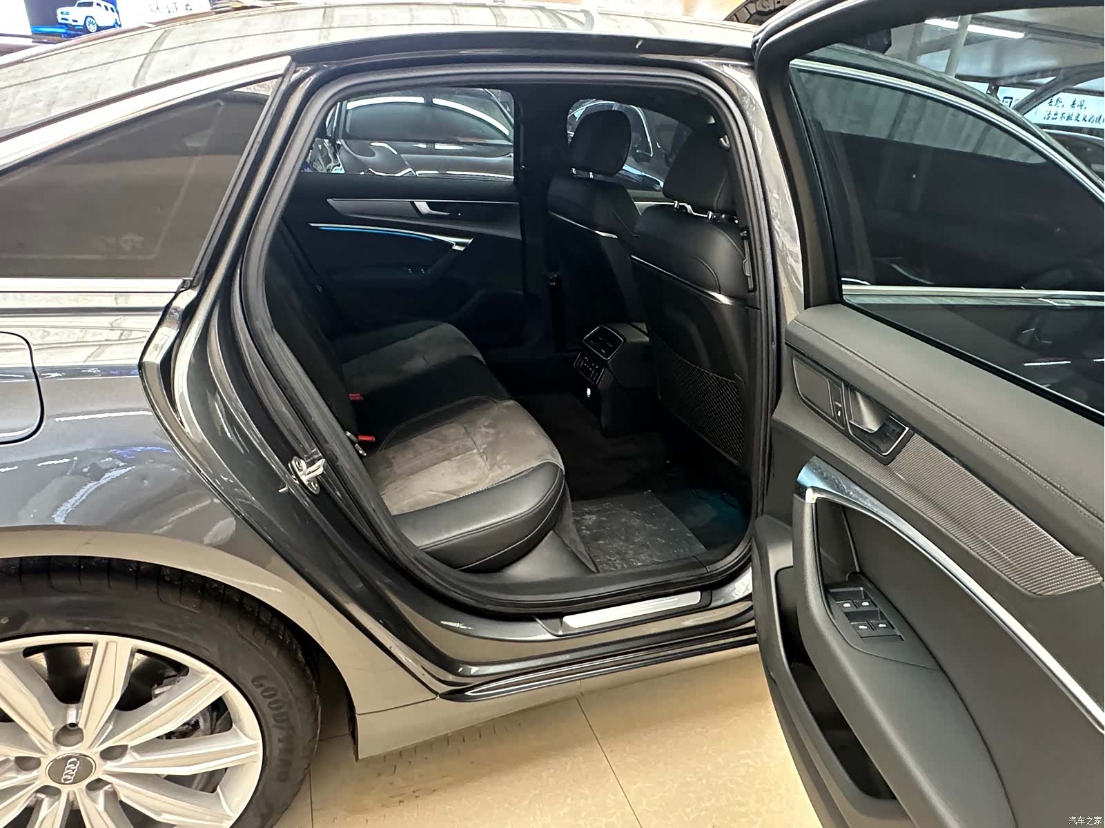 Audi A6L, 2020 11