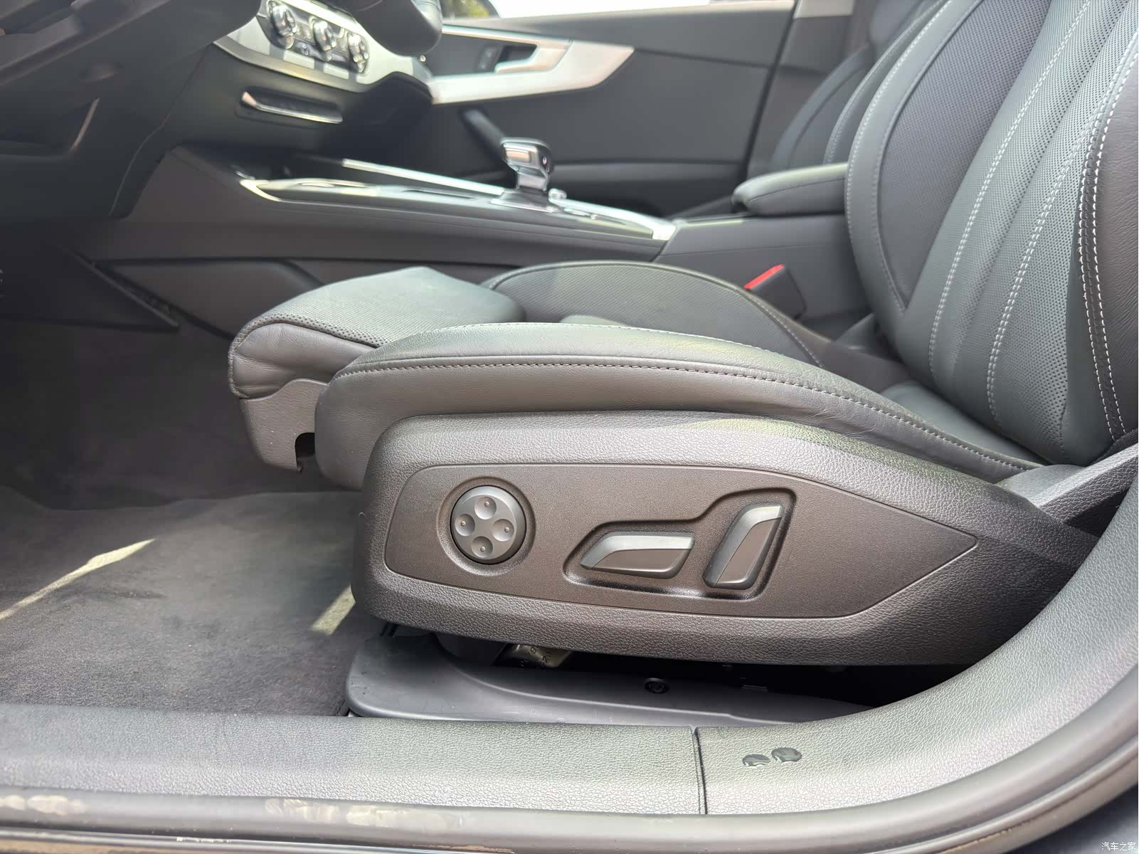 Audi A4L, 2020 17