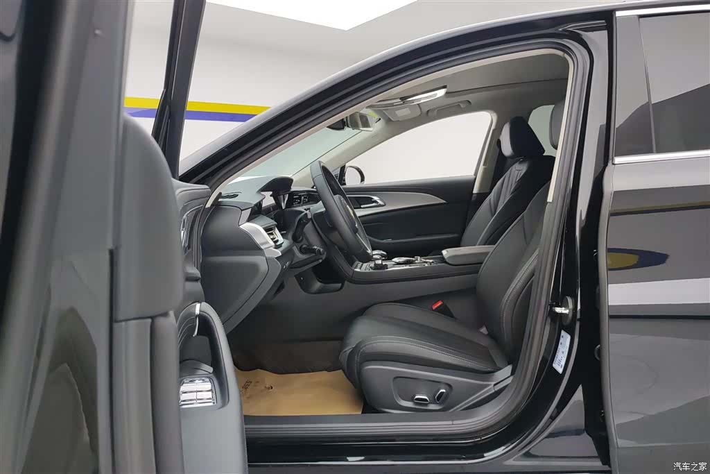 Hongqi H5, 2024 9