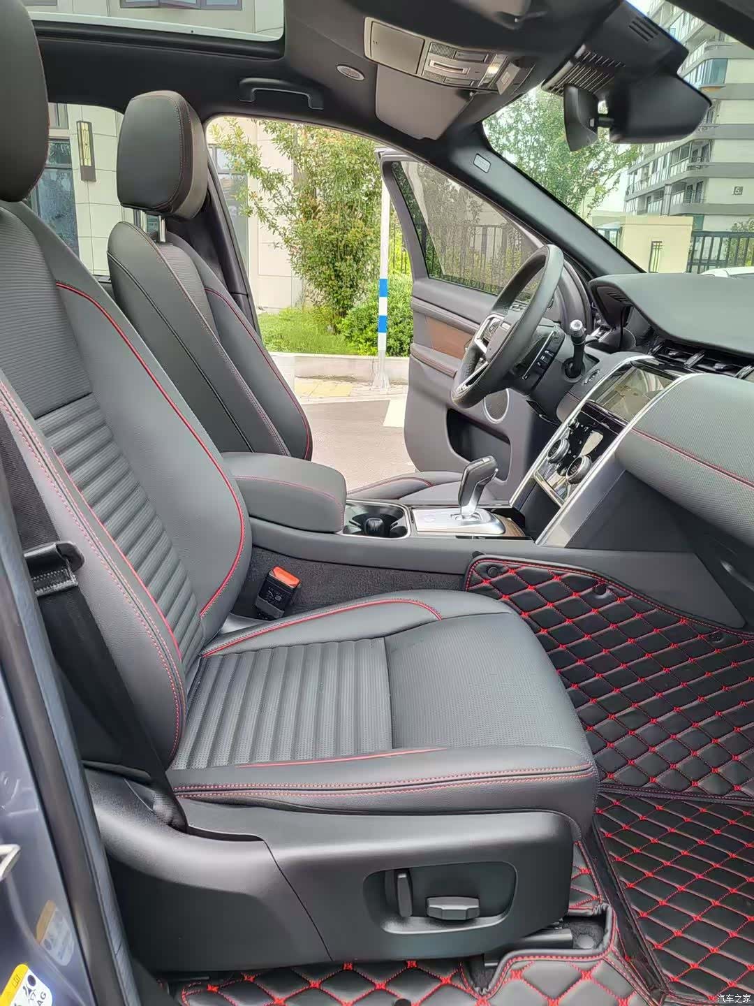 Land Rover Discovery, 2023 6