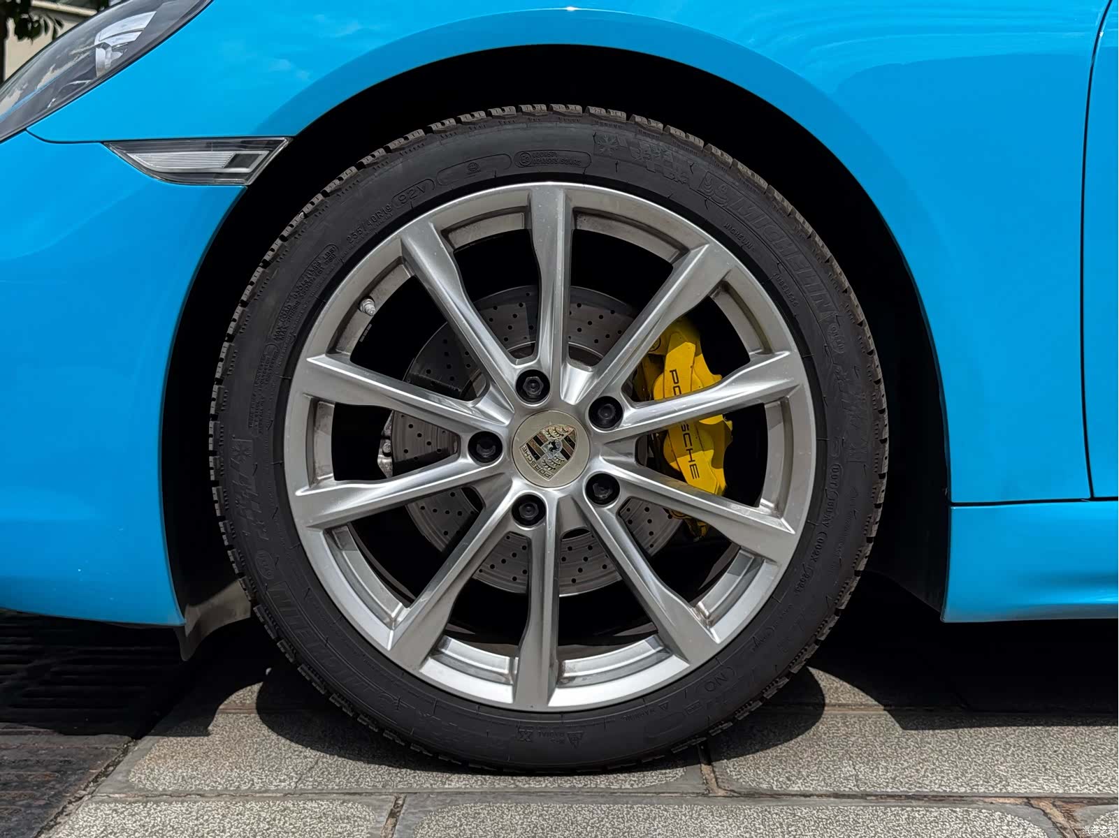 Porsche Cayman, 2017 16