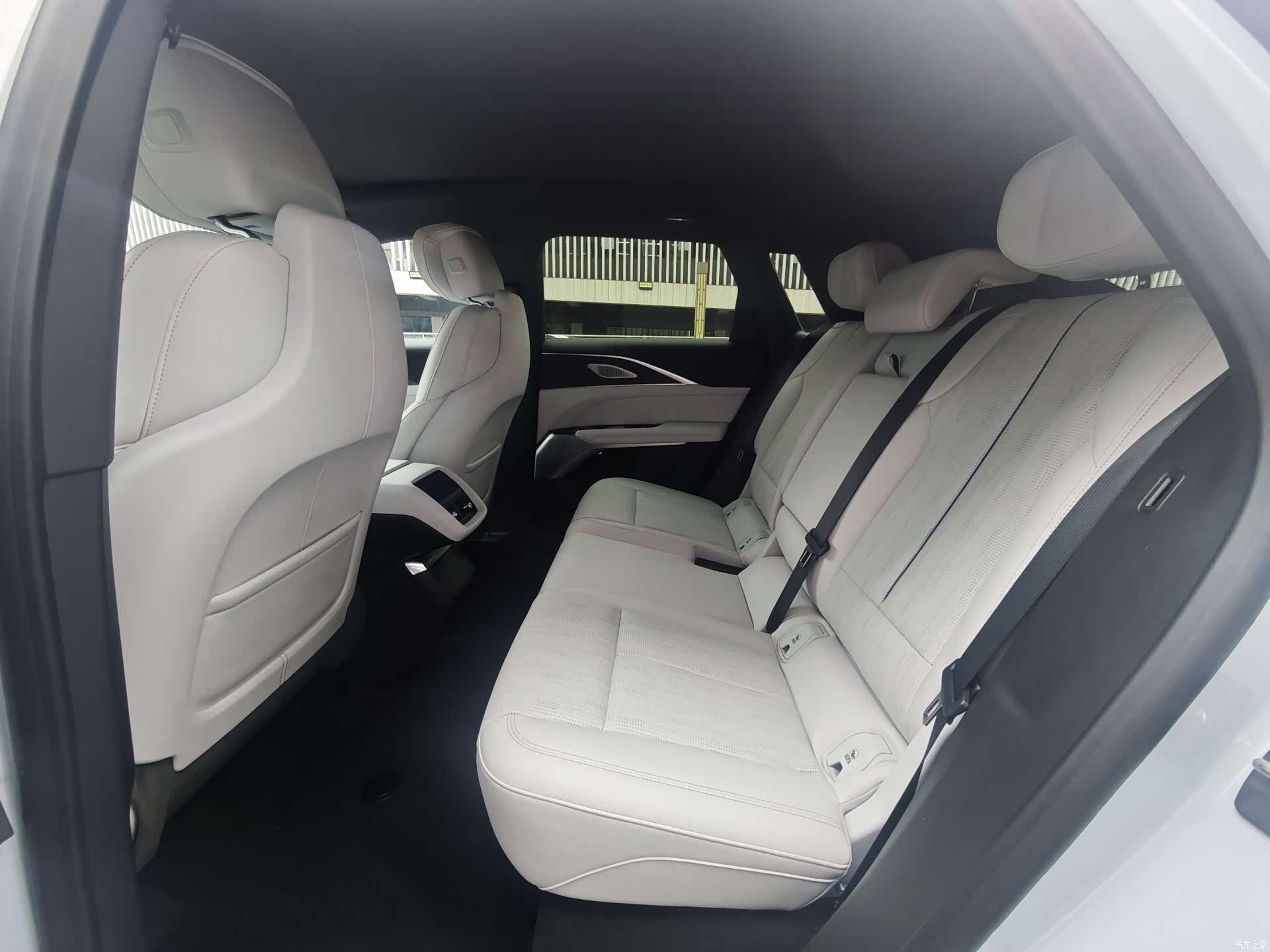 Cadillac IQ, 2026 10