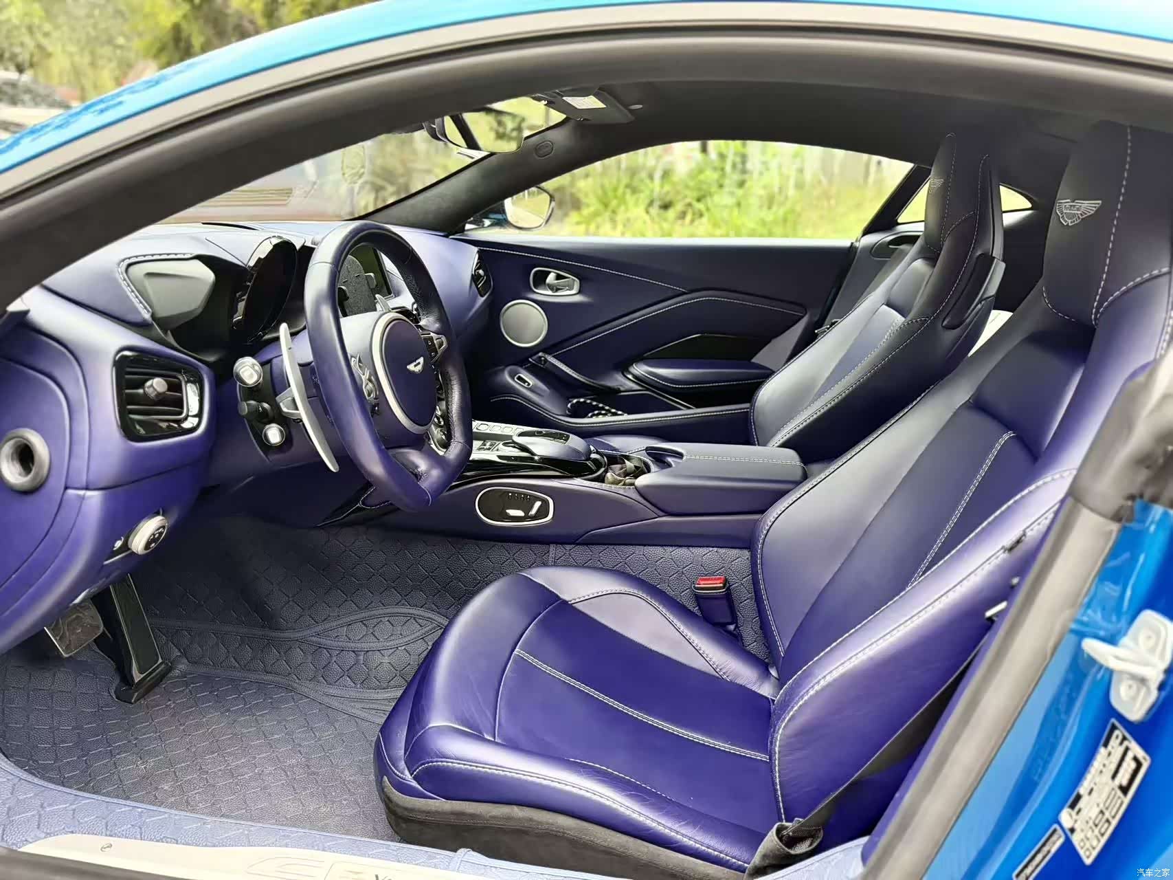 Aston Martin Vantage, 2020 4