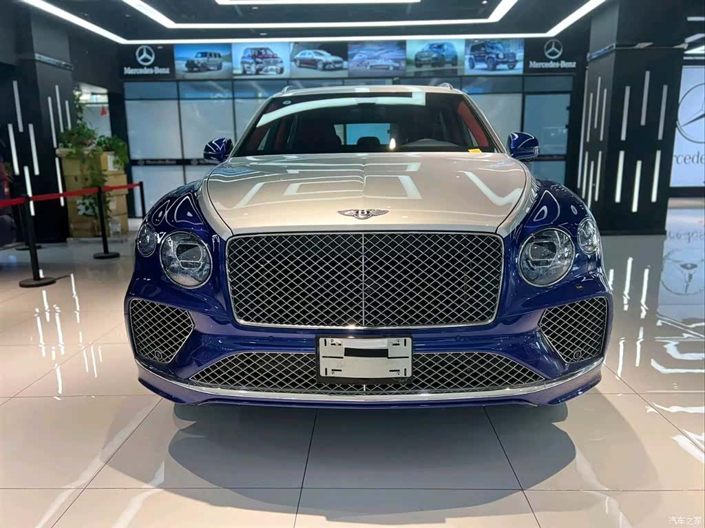 Bentley Bentayga, 2024 2