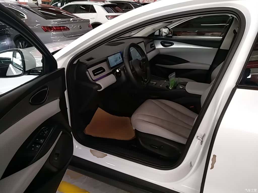 BYD Seal, 2025 16