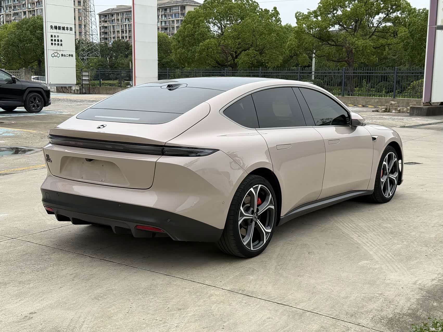 NIO ET5, 2022 10