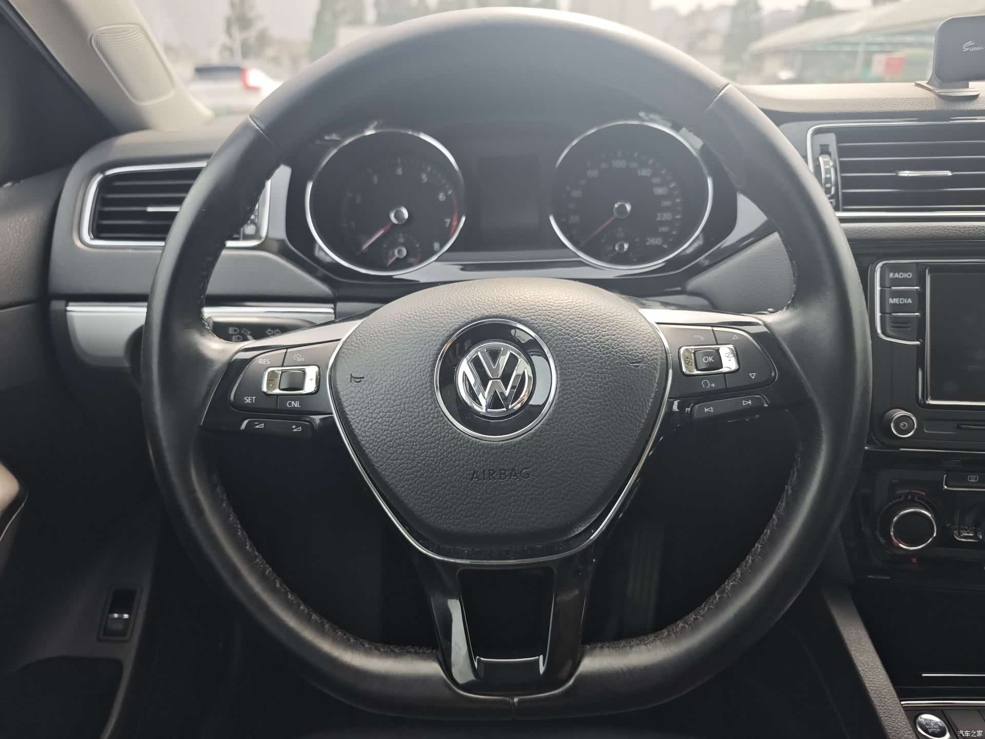 Volkswagen Sagitar, 2019 15