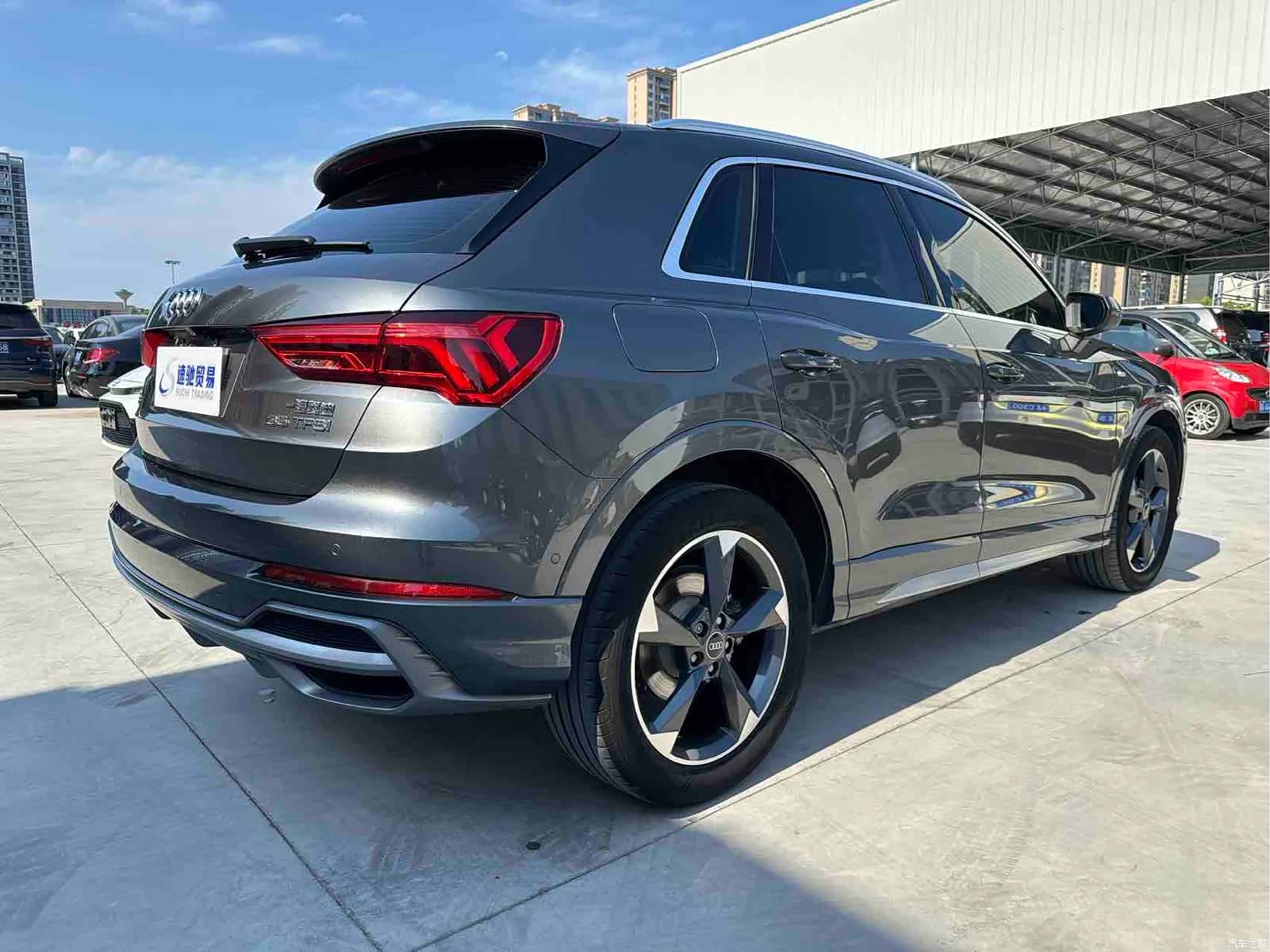 Audi Q3, 2022 все фото