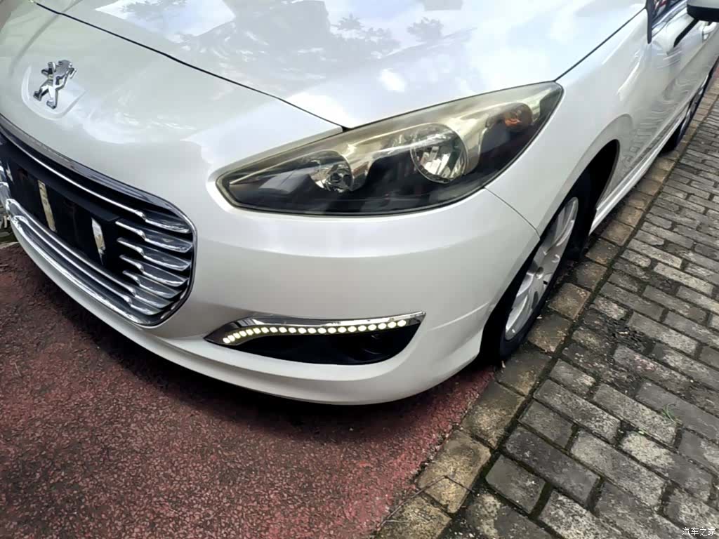 Peugeot 308, 2015 24
