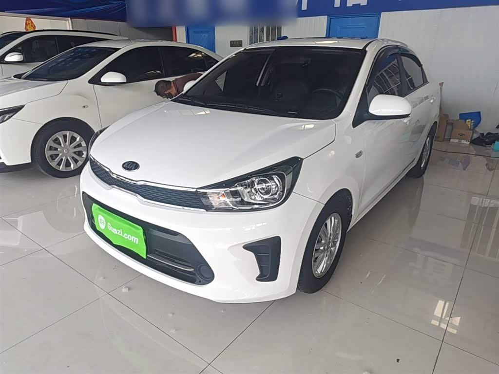 Kia Pegas