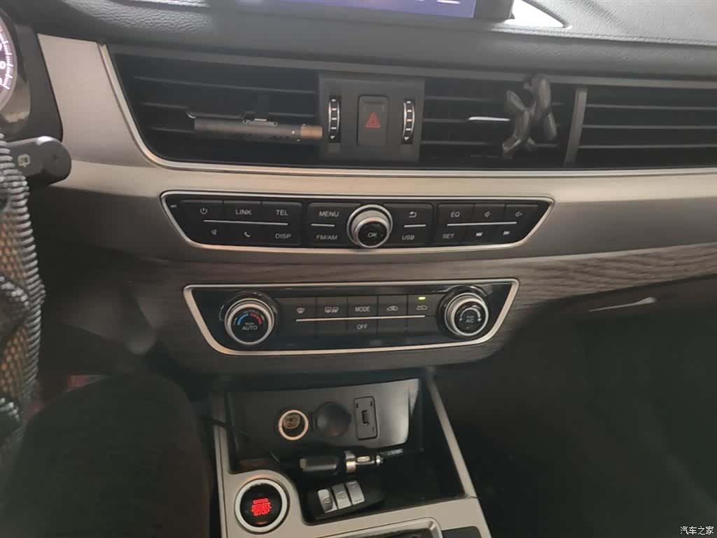 DongFeng X5, 2017 13