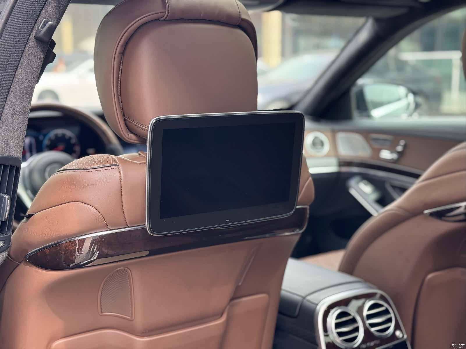Maybach S-Class, 2019 14