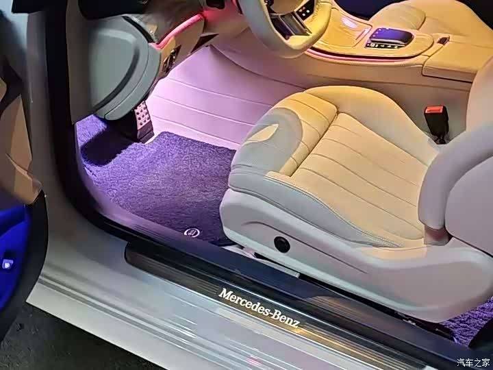 Mercedes-Benz E-Class, 2023 9