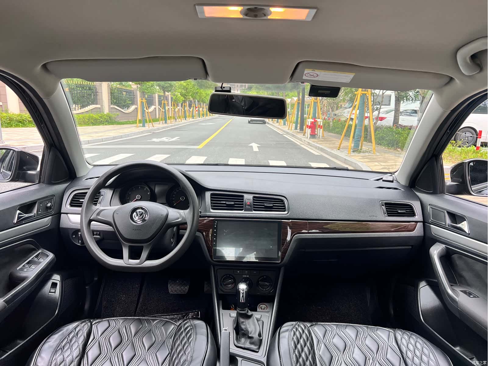 Volkswagen Lavida, 2017 11