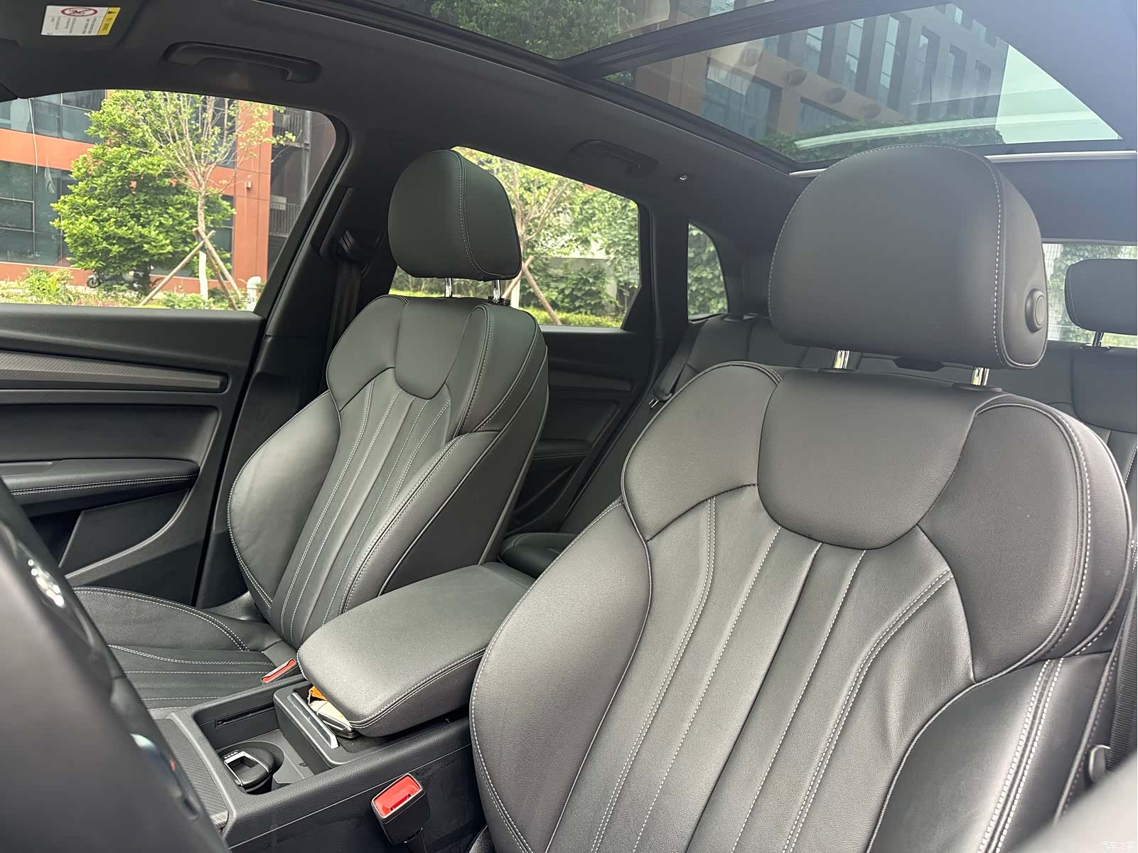 Audi Q5L, 2022 11