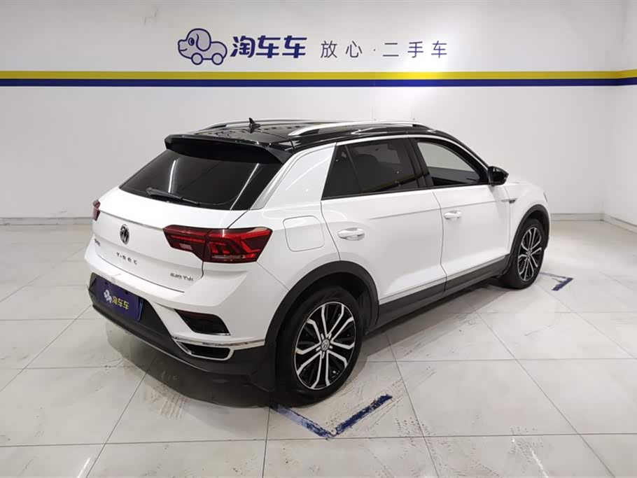 Volkswagen T-ROC exploring Songs