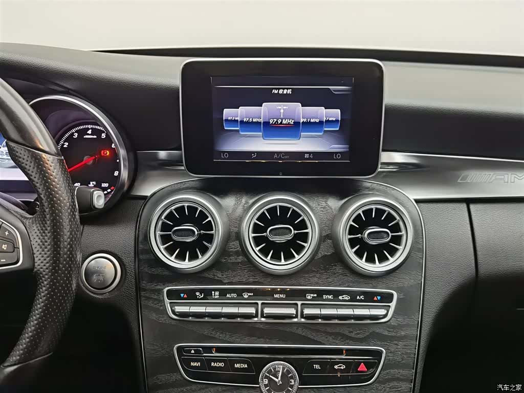 Mercedes-Benz C-Class, 2016 12