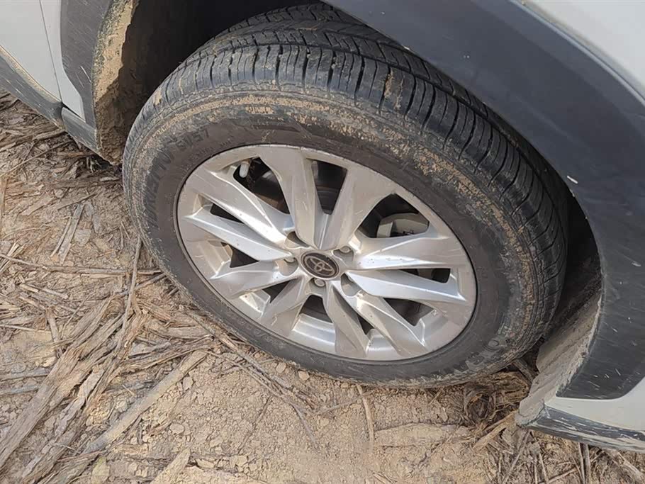 Toyota Corolla Sharp amplifier